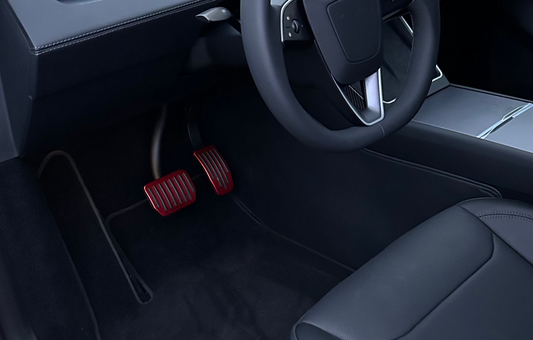 Pedaldeksler med anti-skli – Tesla Model 3, Model Y & Juniper - Force Mods
